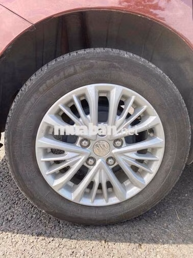 Suzuki Ertiga 2023 MT - Màu : Đỏ - Odo : 80000 km