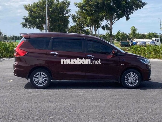 Suzuki Ertiga 2023 MT - Màu : Đỏ - Odo : 80000 km