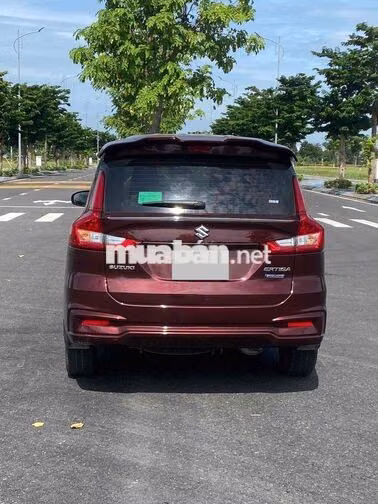 Suzuki Ertiga 2023 MT - Màu : Đỏ - Odo : 80000 km