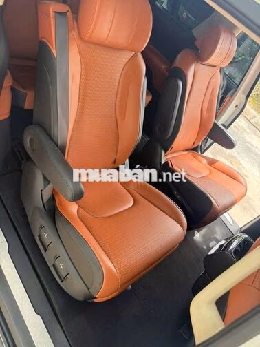 KIA CARNIVAL 2021 – LOGO MỚI 2022 Trắng 7 vạn km