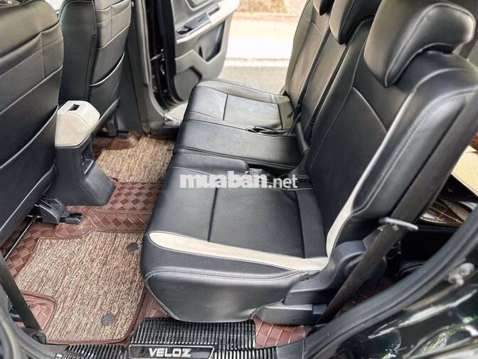 Toyota Veloz Top 2022 Đen Ghế da 59000 km