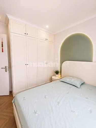 Căn hộ 54m2 chợ Bà Chiểu - 2,2 tỷ/2pn2wc full nội thất, sổ sẵn bao phí