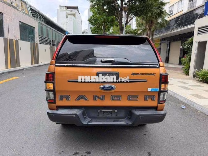 Ford Ranger Wildtrak 2 cầu 2018 xe 1chủ full hãng