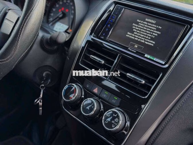 Toyota Vios E MT 2021 Số sàn Trắng