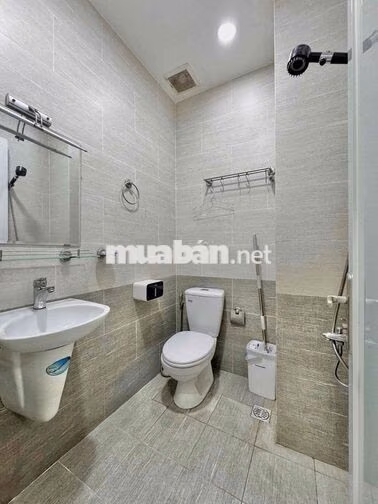 Trống 1P studio 4tr2 view đẹp p cuối cùng ở Nguyễn Hồng Đào, P14