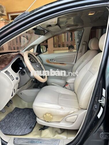 Toyota Innova 2009 Số sàn Đen