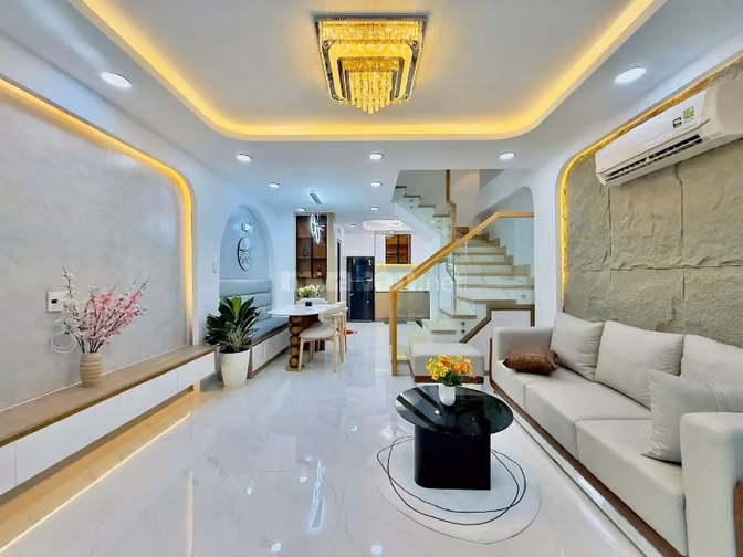 ⭐️Nhà 3 lầu tuyệt đẹp Cao cấp sát Mặt tiền Trường Sa,  P14, Q3, giá: 7