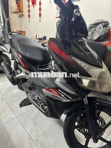 Honda Air Blade Đen Thể Thao Tiết Kiệm Xăng