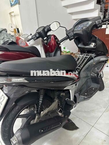 Honda Air Blade Đen Thể Thao Tiết Kiệm Xăng