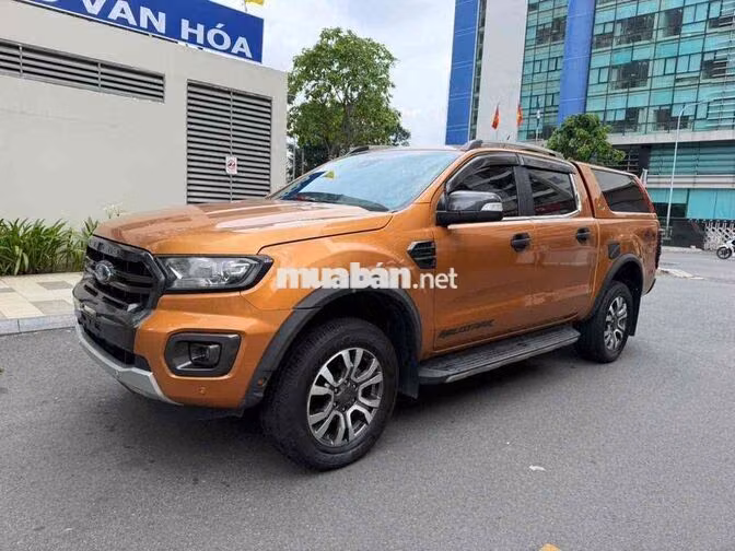 Ford Ranger Wildtrak 2 cầu 2018 xe 1chủ full hãng