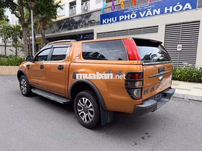 Ford Ranger Wildtrak 2 cầu 2018 xe 1chủ full hãng