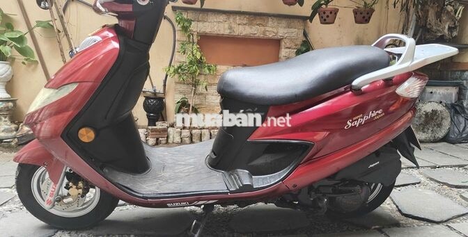 Xe ga Suzuki Sapphire Đỏ