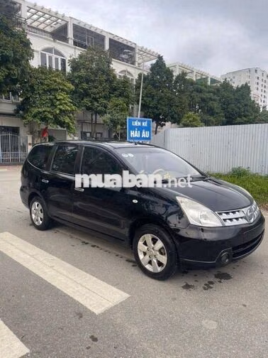 Nissan Grand Livina Đen Tự động 7 chỗ