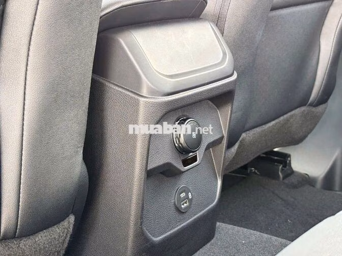 FORD EVEREST ACTIVE 2026