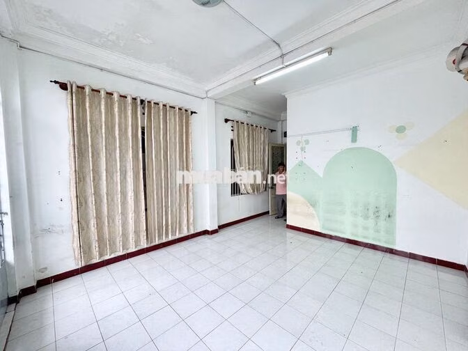 CHO THUÊ NHÀ Ở KINH DOANH 3 TẦNG ĐƯỜNG LÊ THÁNH TÔN PHƯỜNG 5