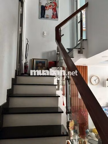 Nhà hẻm VIP 229/55 Tây Thạnh DT 4x9.56m 1 trệt 2 lầu, giá: 5,2 tỷ TL