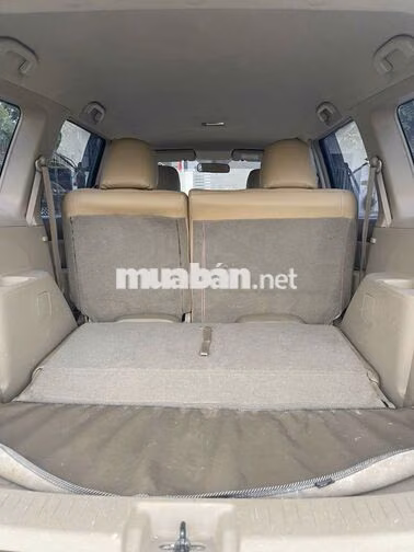 Nissan Grand Livina Đen Tự động 7 chỗ