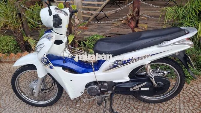 SYM Attila 50cc Trắng