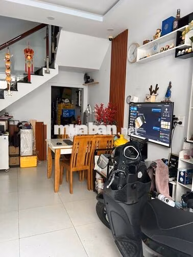 Nhà hẻm VIP 229/55 Tây Thạnh DT 4x9.56m 1 trệt 2 lầu, giá: 5,2 tỷ TL