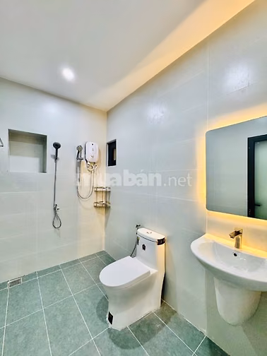 ⭐️Nhà 4 lầu tuyệt đẹp CAO CẤP Phan Đăng Lưu, P1, PN, 8 CHDV cho thuê