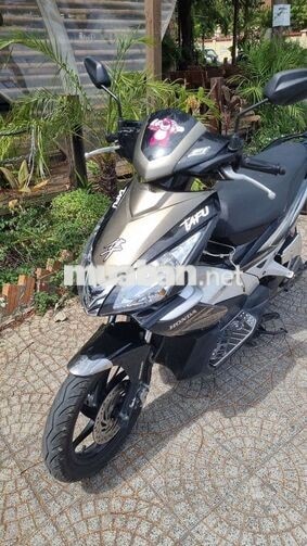 Honda Air Blade 2010 Đen, Vàng đồng