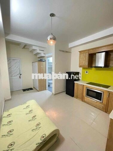 Phòng đầy đủ nội thất 25m2 bên huỳnh văn bánh, phú nhuận