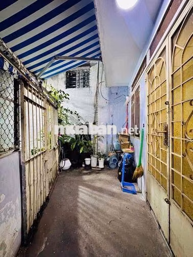 Nhỉnh 3T - CĂN GÓC 37M² - 2 Tầng – SÁT MẶT TIỀN – NƠ TRANG LONG – P.24