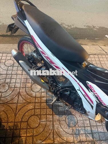 Suzuki Raider 2019 Trắng hồng
