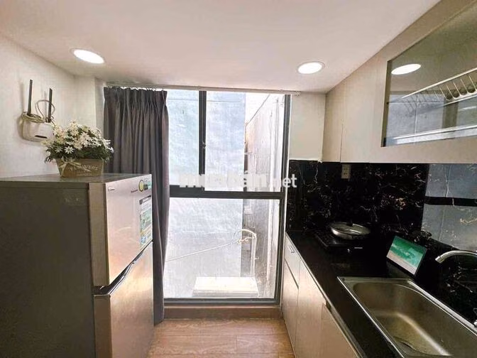 DUPLEX FULL NỘI THẤT SIU ĐẸP NGAY HUỲNH VĂN BÁNH - PHÚ NHUẬN