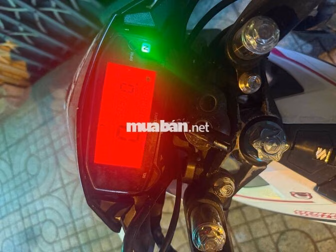 Suzuki Raider 2019 Trắng hồng