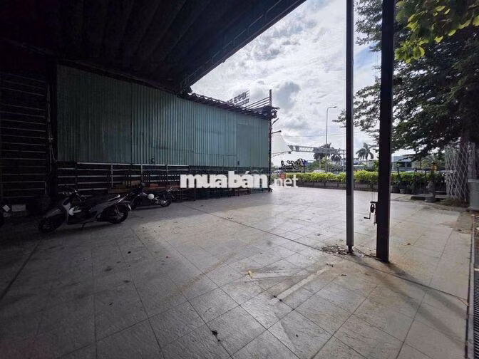 MBKD DIỆN TÍCH LỚN KD ĐA NGHỀ ĐƯỜNG NGUYỄN VĂN LINH ĐỐI DIỆN ECOGREEN