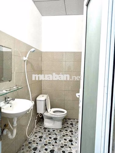 Cho thuê nhà nghỉ dưỡng dài hạn gần biển, núi. Nhà mới xây.