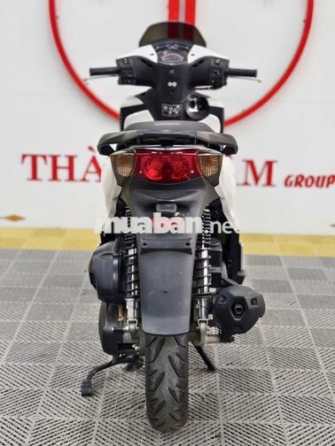 Honda SH 150 CBS 2018 Trắng Lên Áo SH Ý