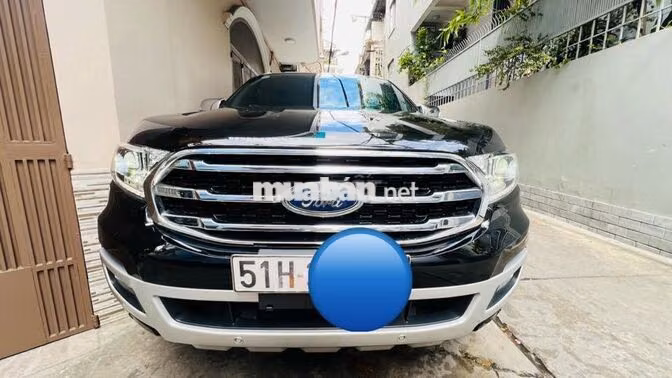 Ford Everest Titanium 2020 Đen 7 chỗ Diesel 2.0