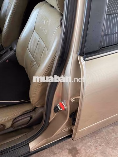 Toyota Camry 1996 Mỹ Vàng cát 4 chỗ