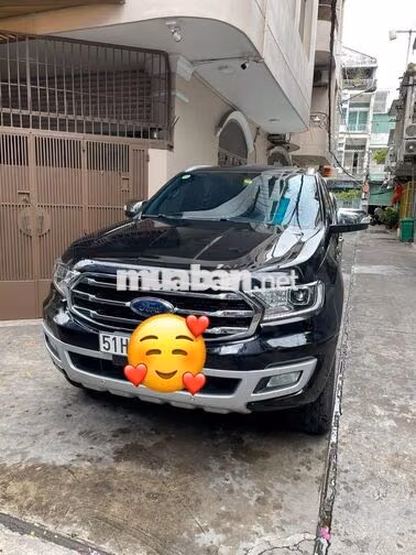 Ford Everest Titanium 2020 Đen 7 chỗ Diesel 2.0