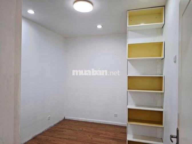 Cho thuê căn hộ 74m2 Tòa T18 Times City 2PN, 74m2, giá 13,5 tr/th