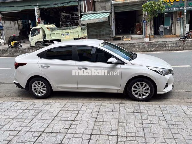 Hyundai Accent 2023 số tự động màu trắng