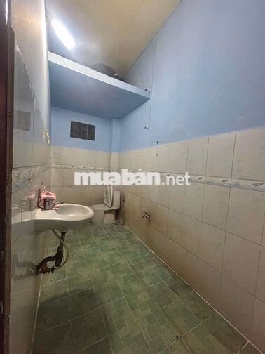 CHỈ 7.5 TỶ NHÀ MTKD ĐƯỜNG 20M , NGANG 5.5M TẠI ĐẦM SEN PARK