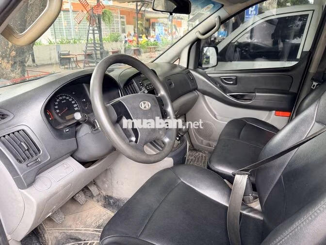 Bán Hyundai GrandStarex 2015 Trắng Số sàn Nhập Hàn