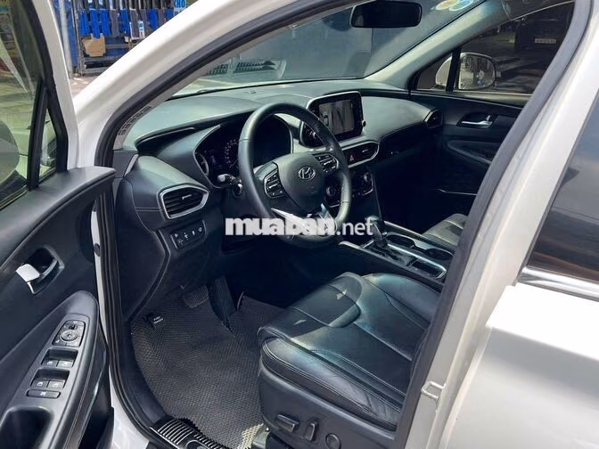 Hyundai Santafe 2020 máy dầu màu trắng
