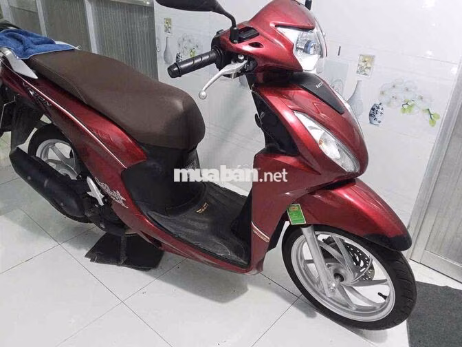 Honda Vision 2025 Cao Cấp màu Đỏ