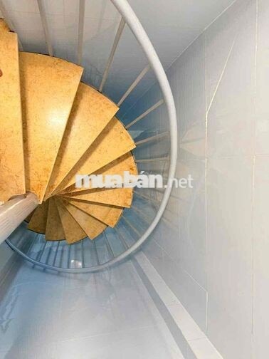 NHÀ NGUYÊN CĂN NGAY CHỢ HỒ THỊ KỶ GẦN UEH, CĐ KINH TẾ, HOA SEN QUẬN 10