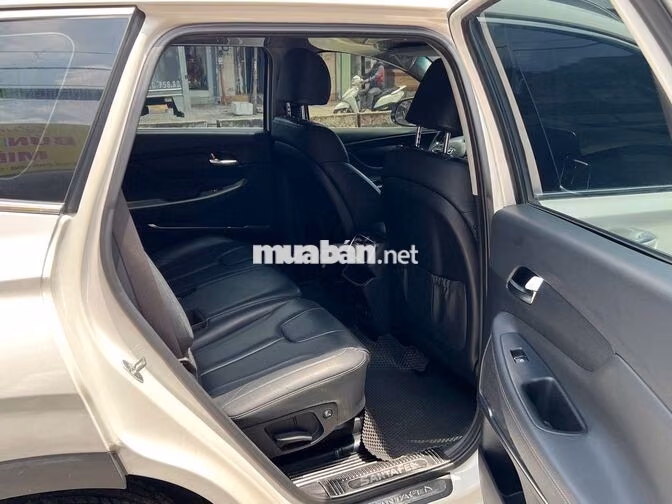 Hyundai Santafe 2020 máy dầu màu trắng