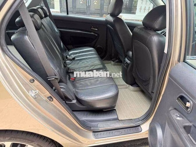 Kia Caren S 2.0 2014 Vàng Cát