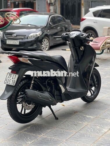 Honda SHi 125 2015 . Xe cực đẹp bao zin.1 chủ mới