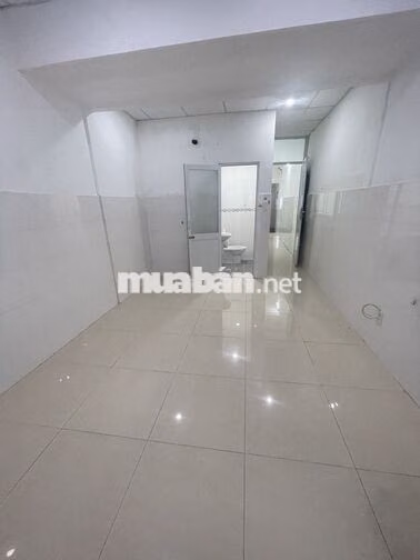 Cho thuê nhà HXH Huỳnh Văn Bánh 8Pn 4x15m 2 lầu,giá 22 triệu 