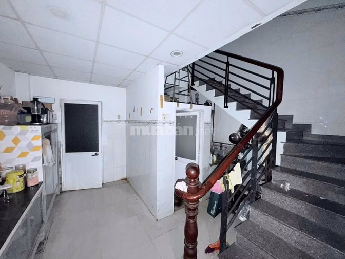 Nhà 2 tầng đường số 1 nối dài, Khu Nam Hùng Vương, Bình Tân