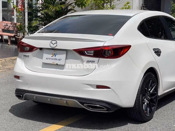 Mazda 3 2.0AT 2019 Trắng 65.000 km