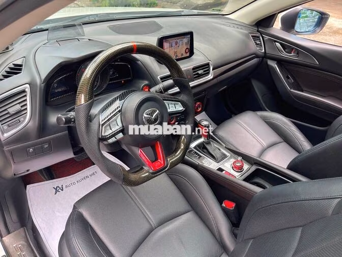 Mazda 3 2.0AT 2019 Trắng 65.000 km